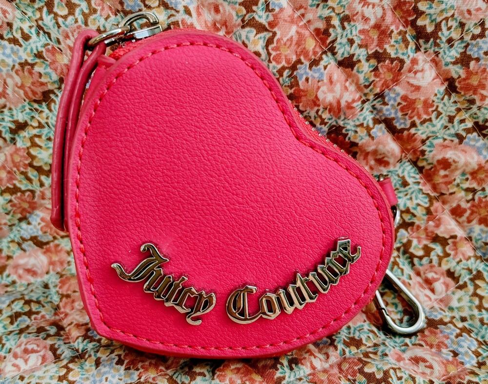 Juicy Couture pink heart-shaped zip-around wallet, Coin Purse NWOT